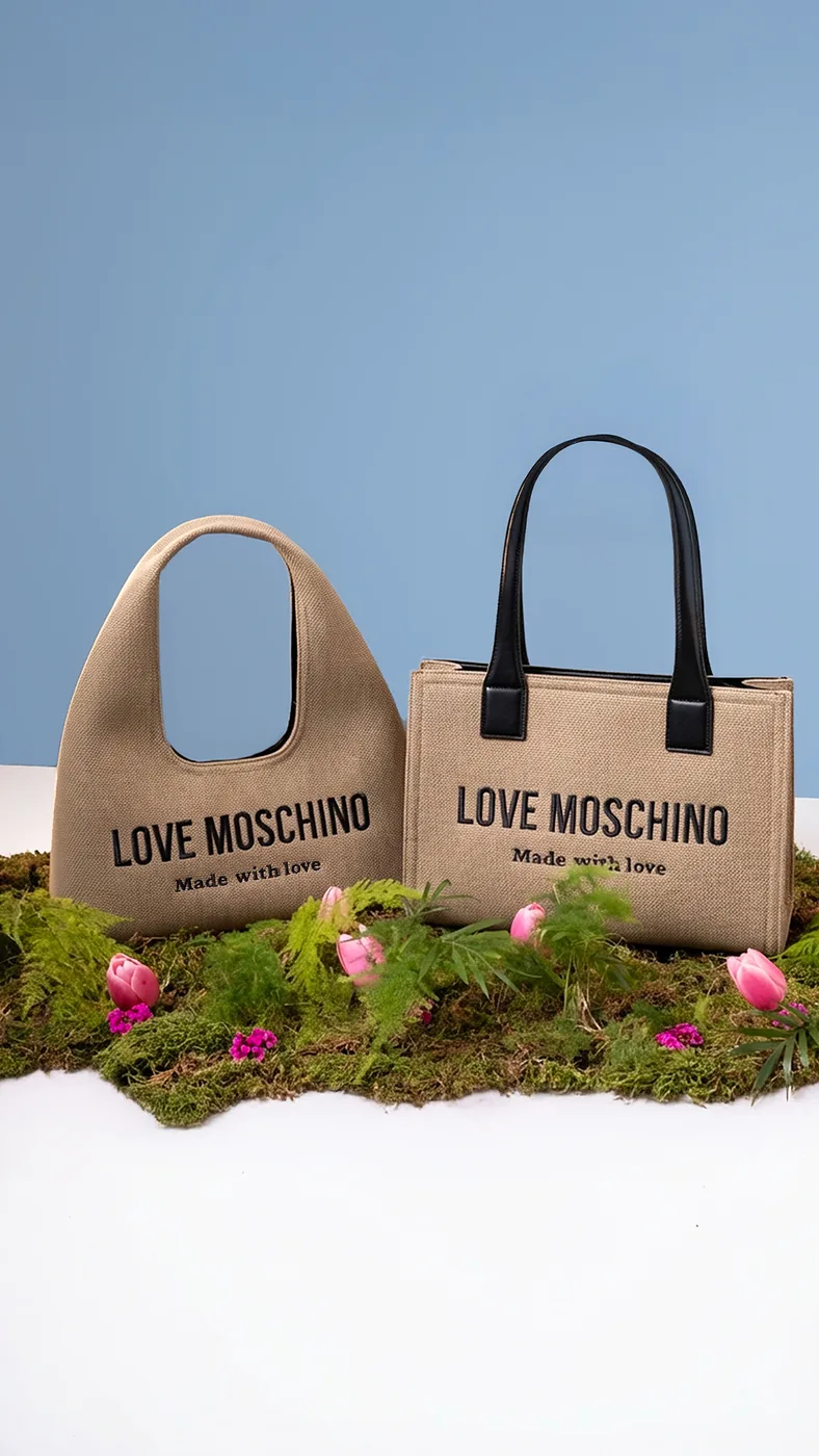Love Moschino — plate 19